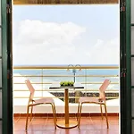 Villa Adelina *