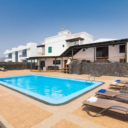 Вилла Adelina *